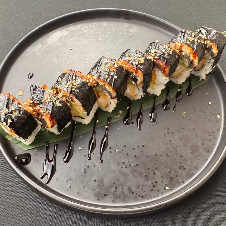 Delicious Dragon Roll Experience